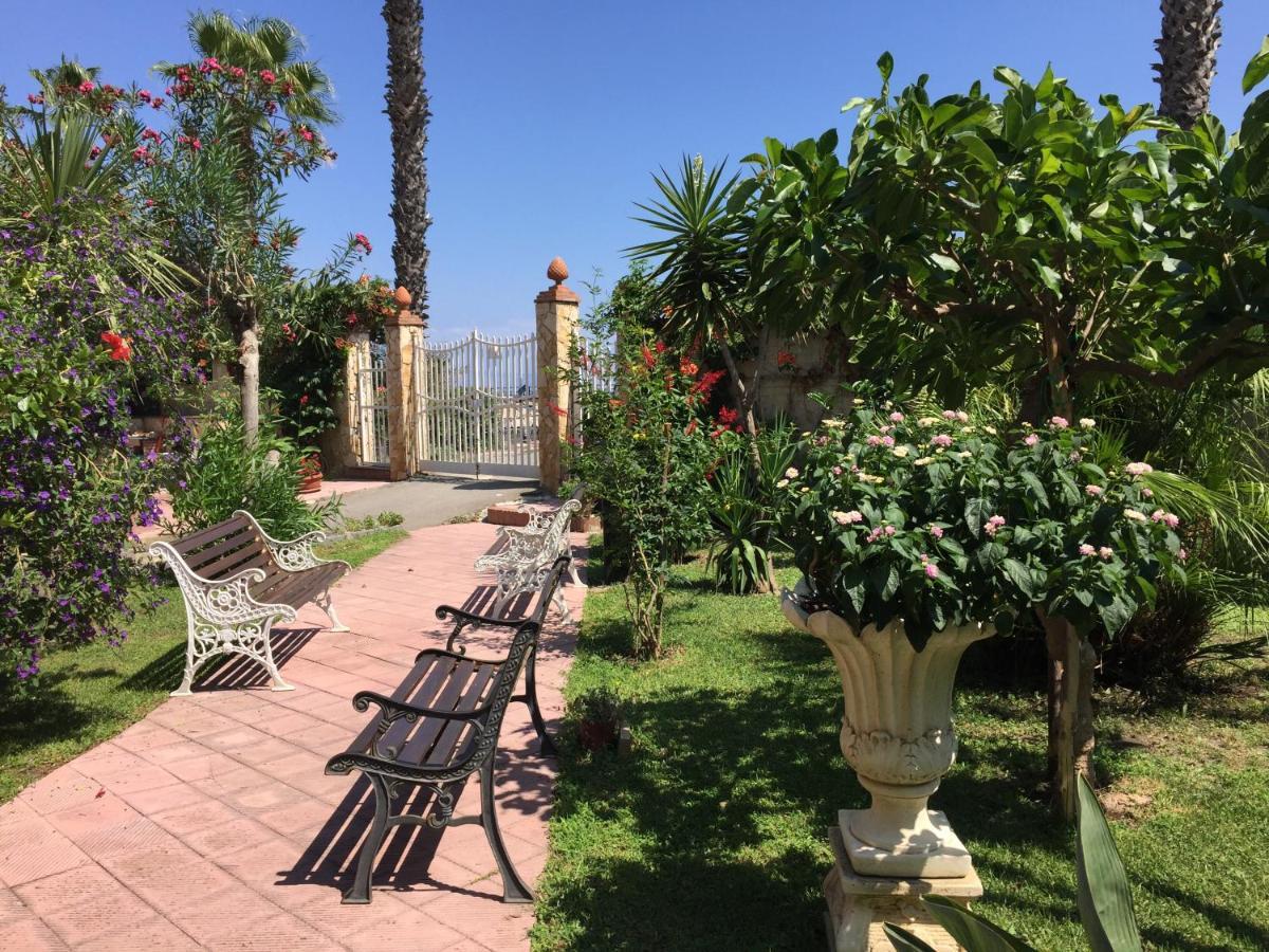 Le Zagare Apartments Sant'Alessio Siculo Ngoại thất bức ảnh