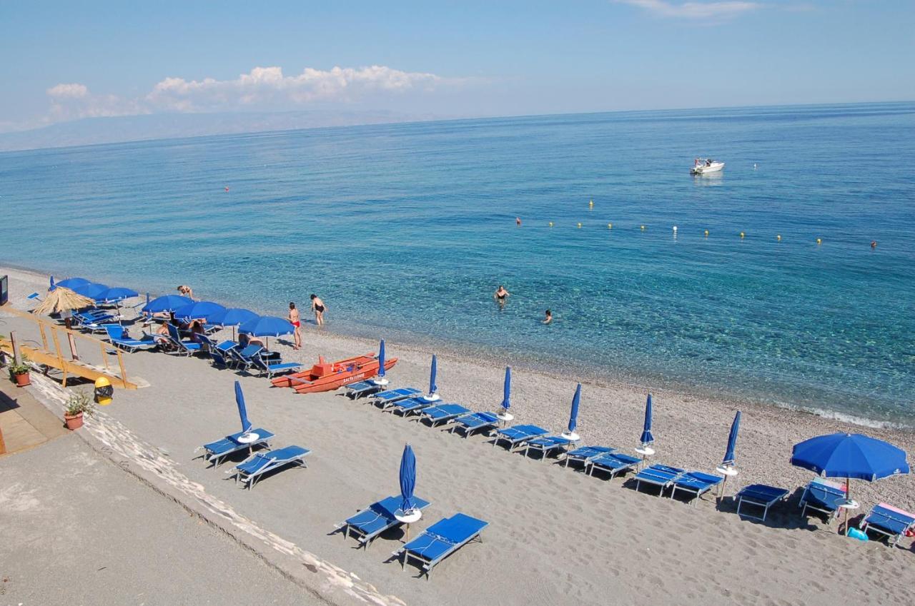 Le Zagare Apartments Sant'Alessio Siculo Ngoại thất bức ảnh