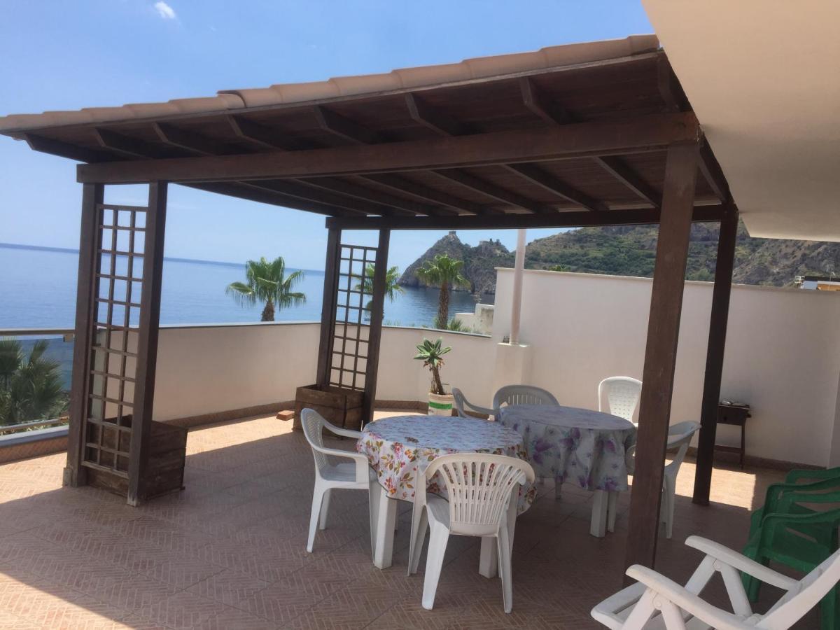 Le Zagare Apartments Sant'Alessio Siculo Ngoại thất bức ảnh