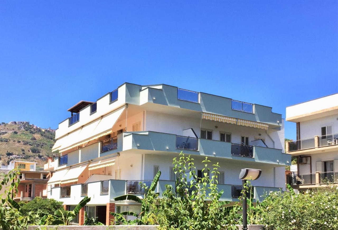 Le Zagare Apartments Sant'Alessio Siculo Ngoại thất bức ảnh