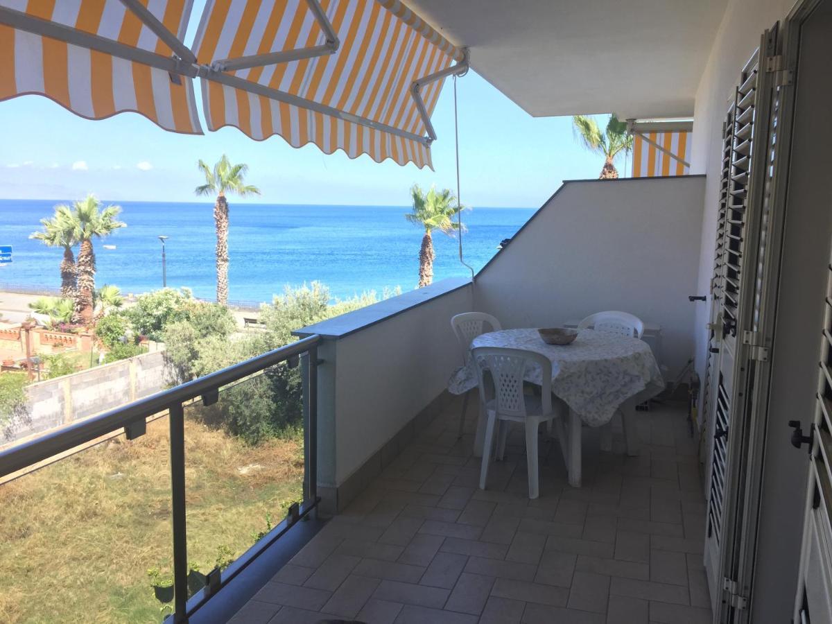 Le Zagare Apartments Sant'Alessio Siculo Ngoại thất bức ảnh