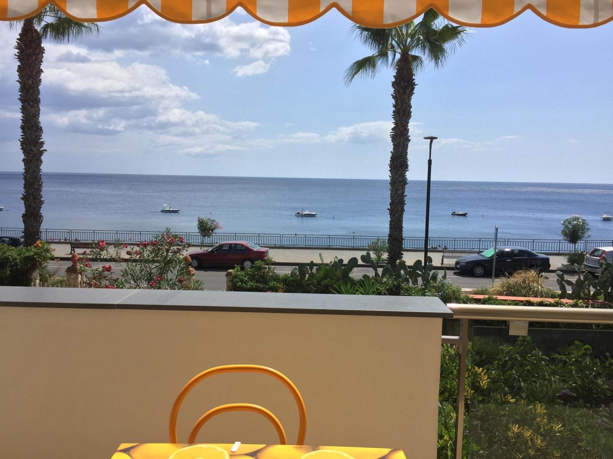 Le Zagare Apartments Sant'Alessio Siculo Ngoại thất bức ảnh